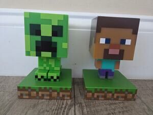 Minecraft Paladone Steve & Creeper Icon Light Figure Set Gamer Collectible